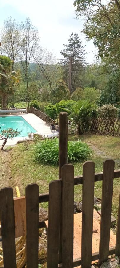 Les Gites Du Hameau Avec Piscine Castelnau-sur-Gupie Exterior photo